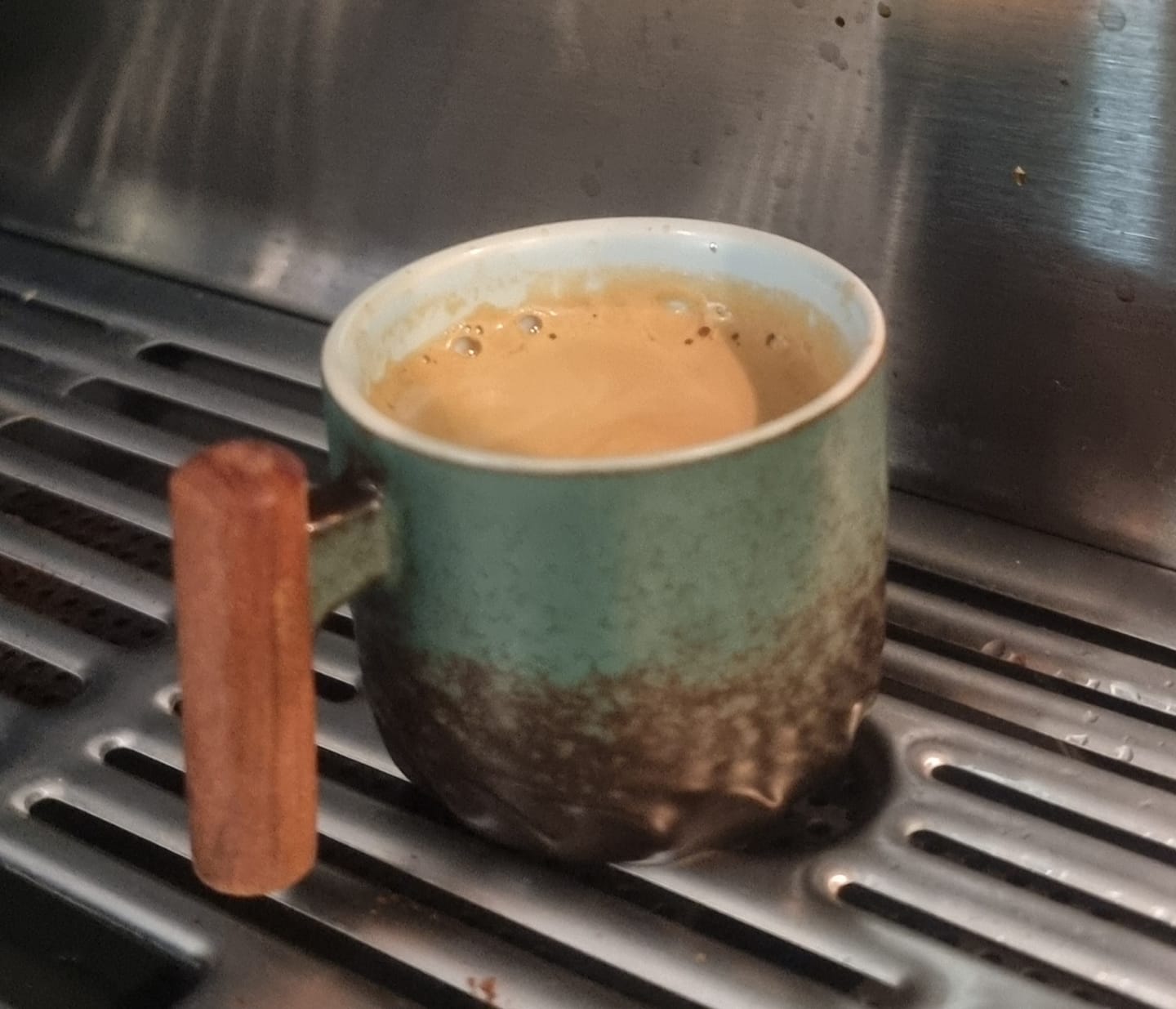 Customer photo review of Vintage Espresso Cups With Wooden Handle