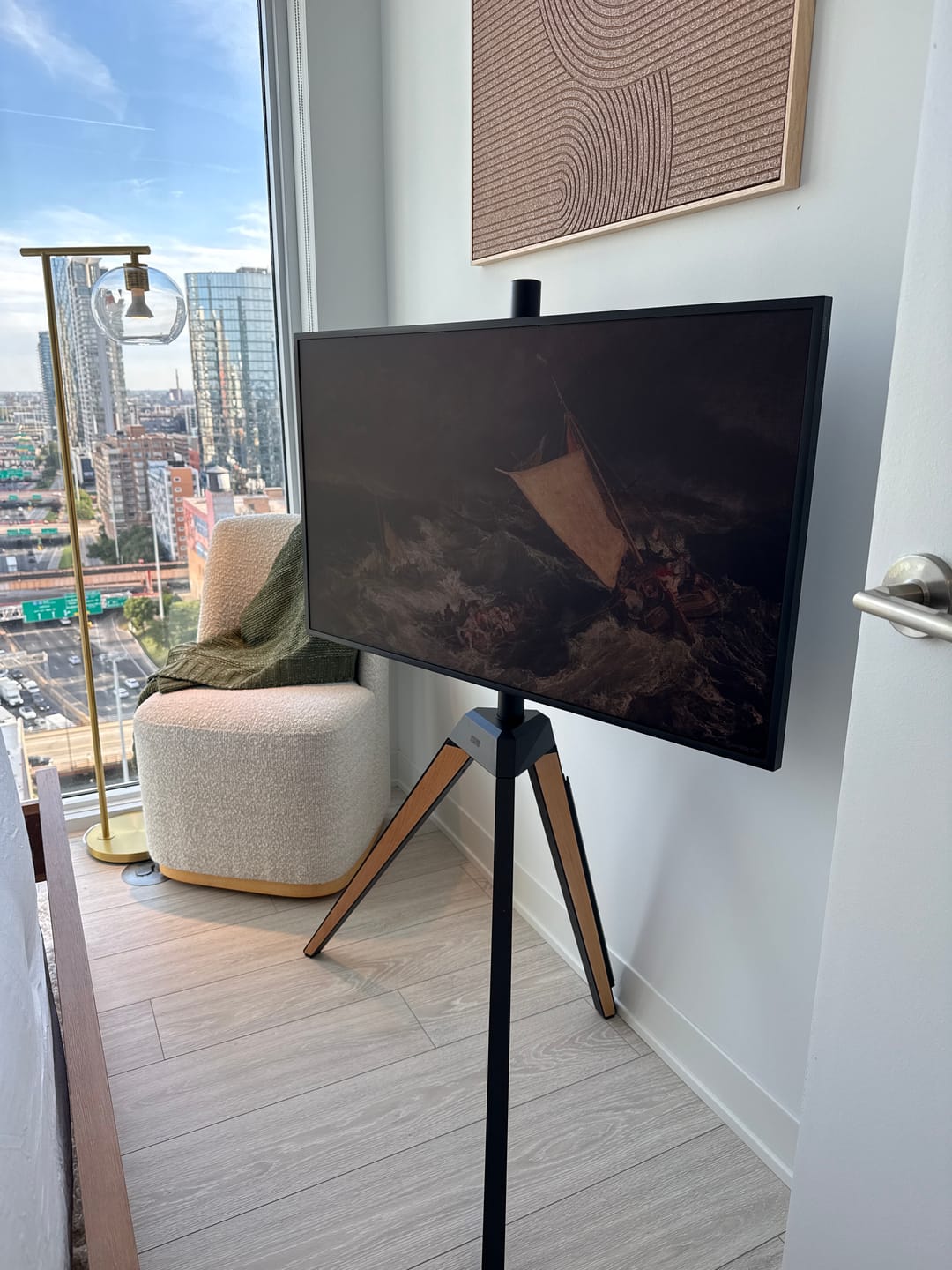 Customer photo review of Picasso FT65 TV Stand