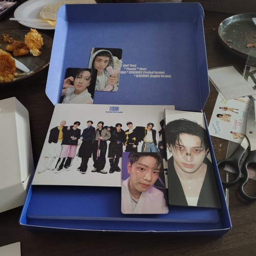 Customer photo review of STRAY KIDS - KARMA 4TH ALBUM MUSICKOREA GIFT STANDARD SET