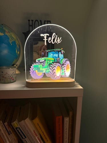 Customer photo review of Traktor Nachtlicht mit eigenem Namen