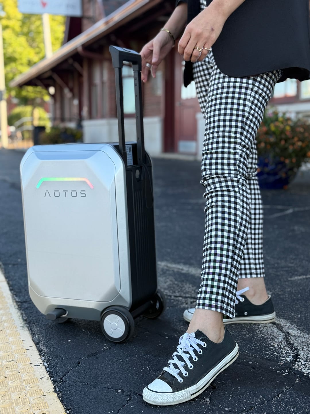 Customer photo review of AOTOS L2