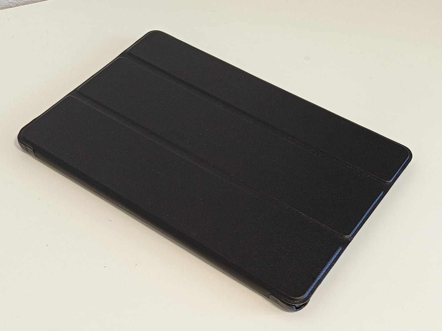Customer photo review of Galaxy Tab A9+ - Tri-fold Smart Case