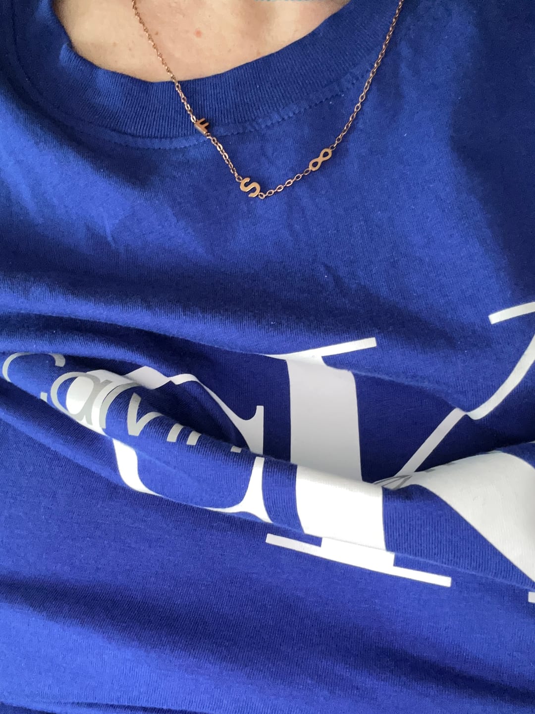 Customer photo review of Collana Personalizzata con Iniziali Laterali