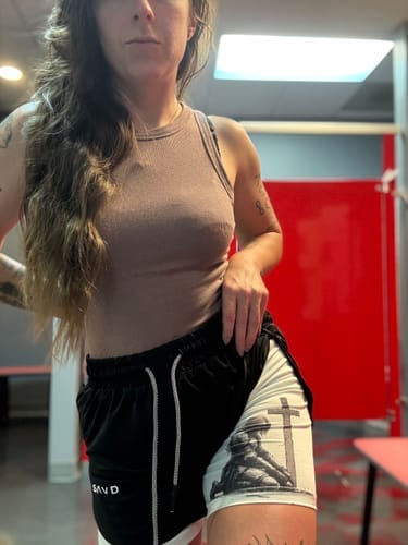 Customer photo review of John 3:16 'The Cross' Women's Performance Shorts