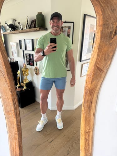 Customer photo review of Ultra-Stretch 5" Chino Shorts - Green