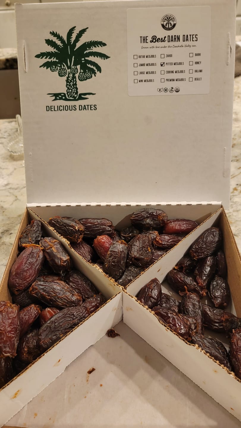 Customer photo review of Organic Pitted Medjool Dates Box