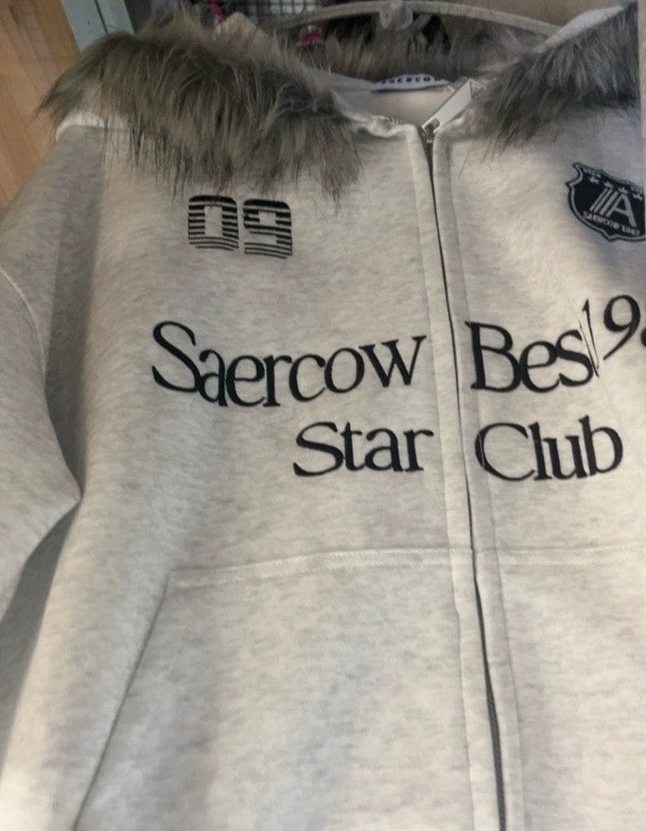 Customer photo review of Letter Medal Embroidered Cardigan Fur Collar Hooded Sweatshirt
