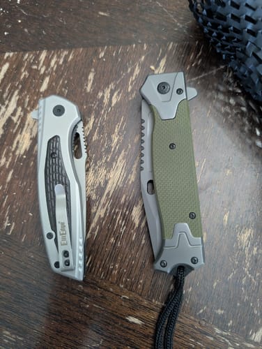 Customer photo review of Mystery Knives Box™