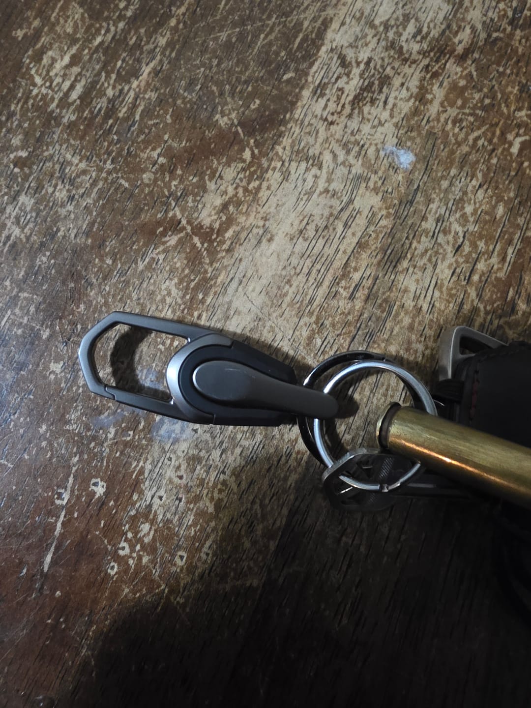 Customer photo review of 80Eighty® Zinc Alloy Keychain