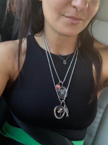 Customer photo review of COLLANE "AMORE & FORTUNA"