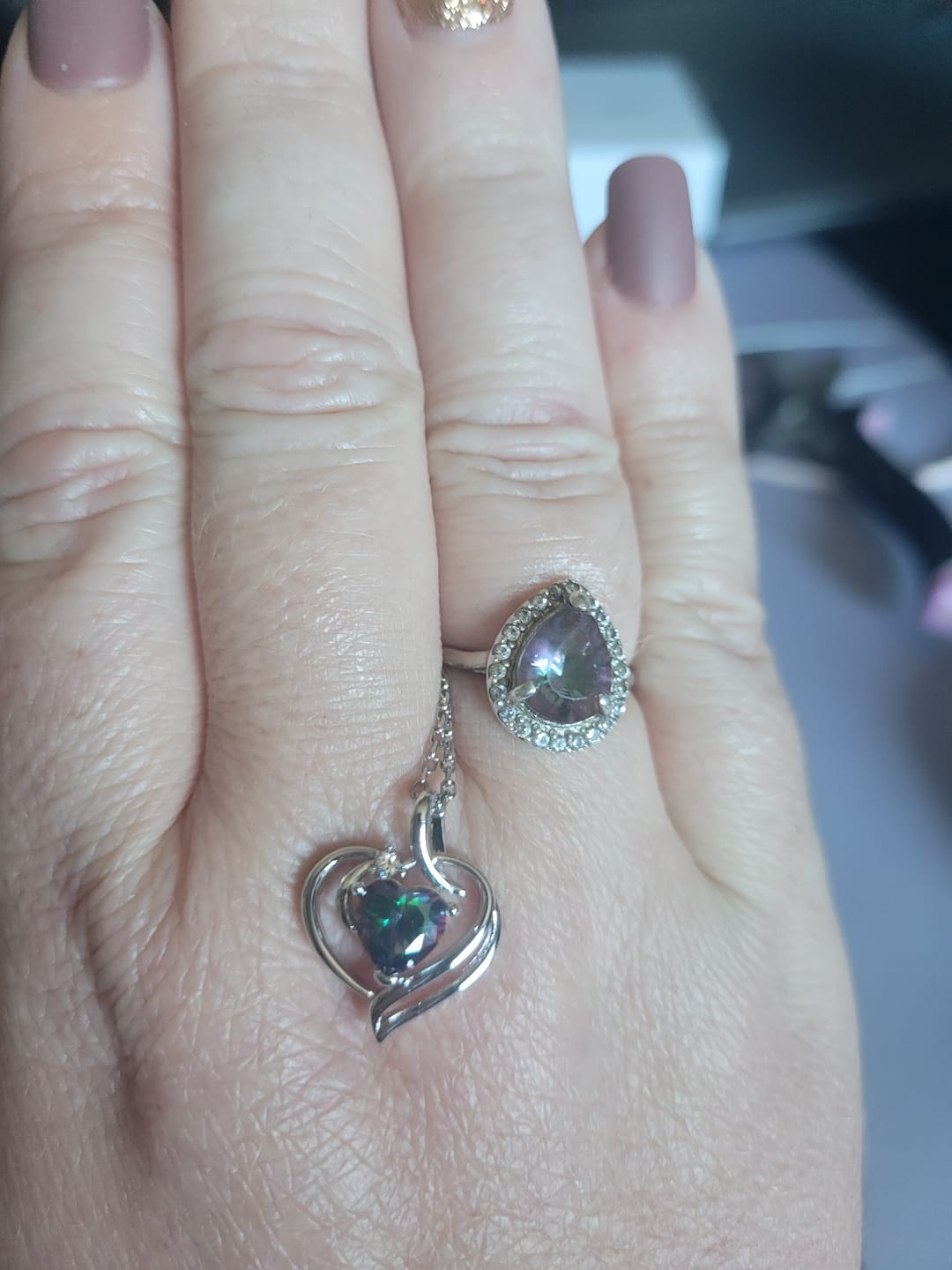 Customer photo review of Regina 18k White Gold Plated Blue Heart Necklace with Swarovski Crystals