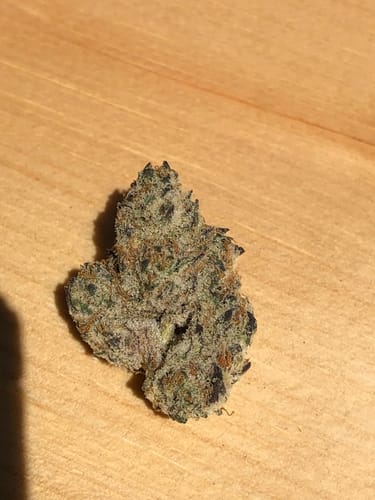 Customer photo review of Lemon Cherry Runtz