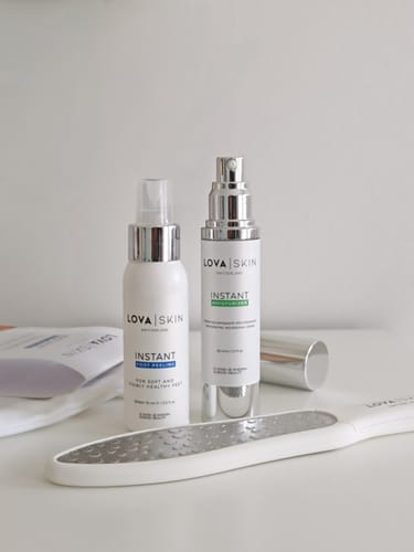 Customer photo review of LOVASKIN INSTANT FOOT PEEL Deluxe Kit - 25 applications or less than 3.20 per treatment
