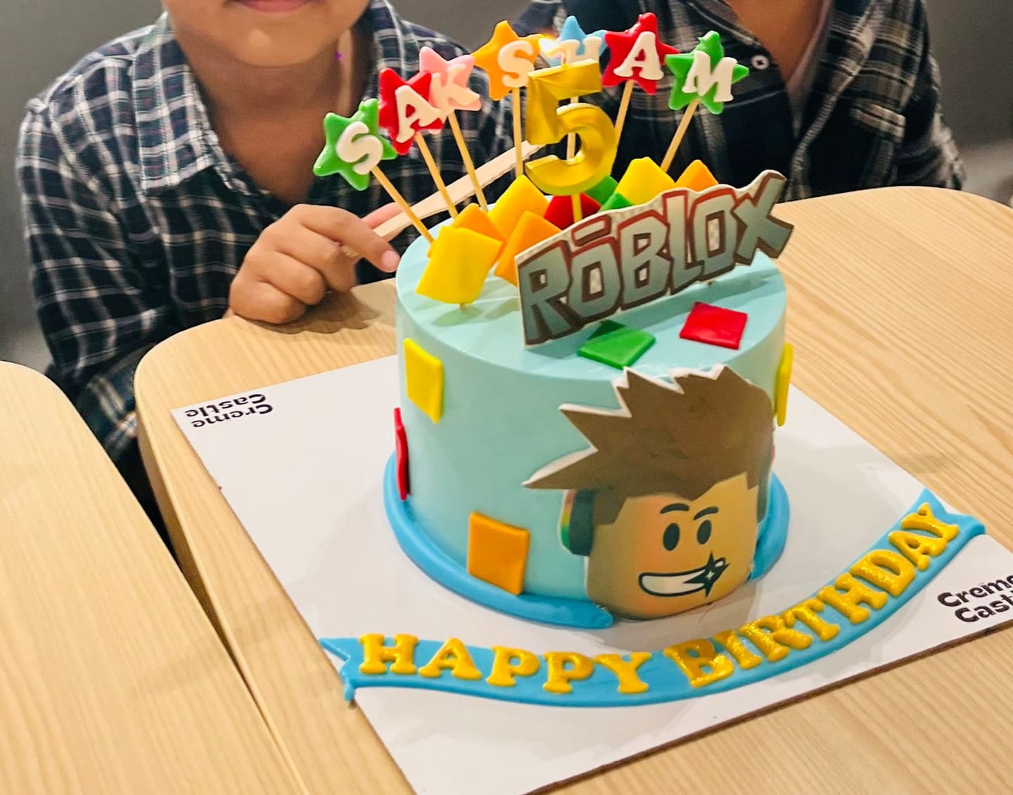 Customer photo review of Roblox Blocks Cake