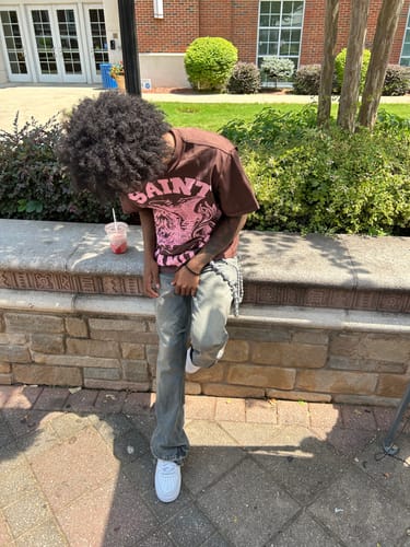 Customer photo review of Saint Vanity Griffin Tee Brown/Pink