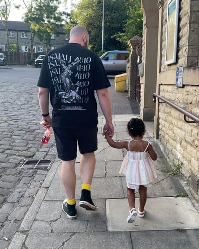 Customer photo review of Joshua 1:9 Lion Oversized T-Shirt