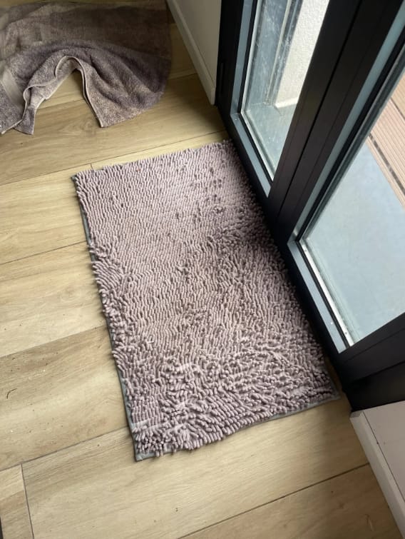 Customer photo review of CleanPaw - Nooit meer last van vieze pootafdrukken in huis!