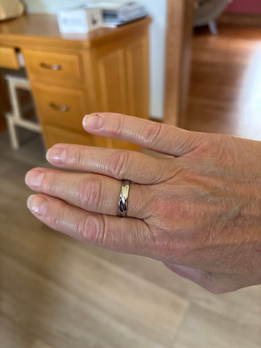 Customer photo review of Twisted Unisize Ring