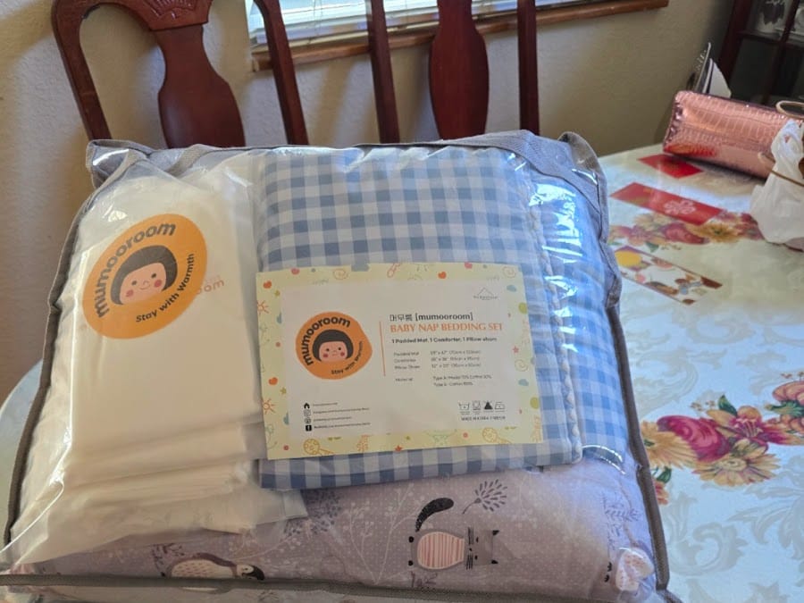 Customer photo review of mumoo Bamboo Burping Cloths_5pcs