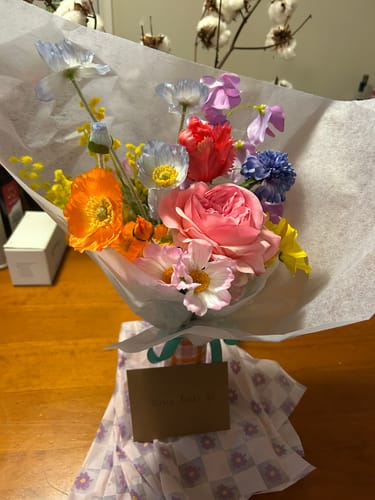 Customer photo review of Bright Flowers