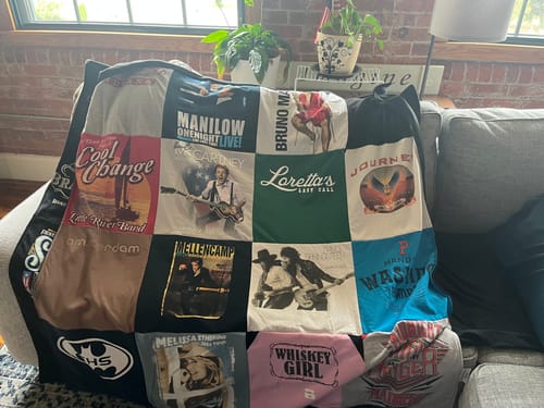 Customer photo review of Classic T-Shirt Blanket