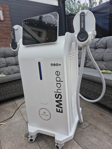 Customer photo review of EMShape® Neo Plus Body Sculpt Machine 5 in 1