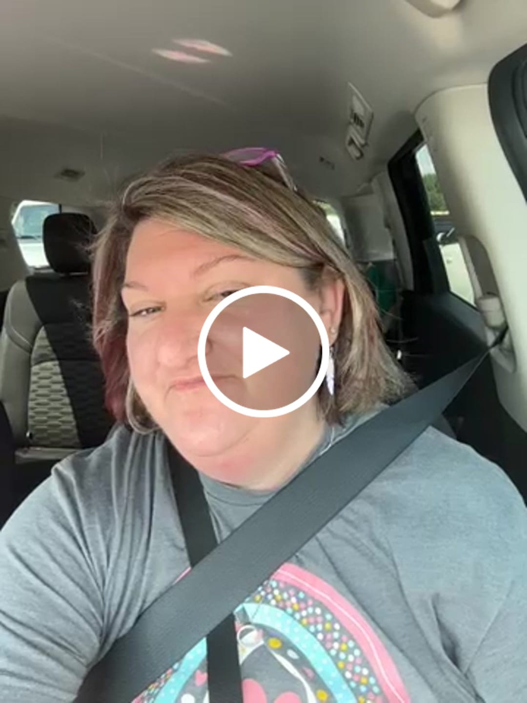 Customer video review of Dainty Feather Dangles Hypoallergenic Earrings for Sensitive Ears Made with Plastic Posts
