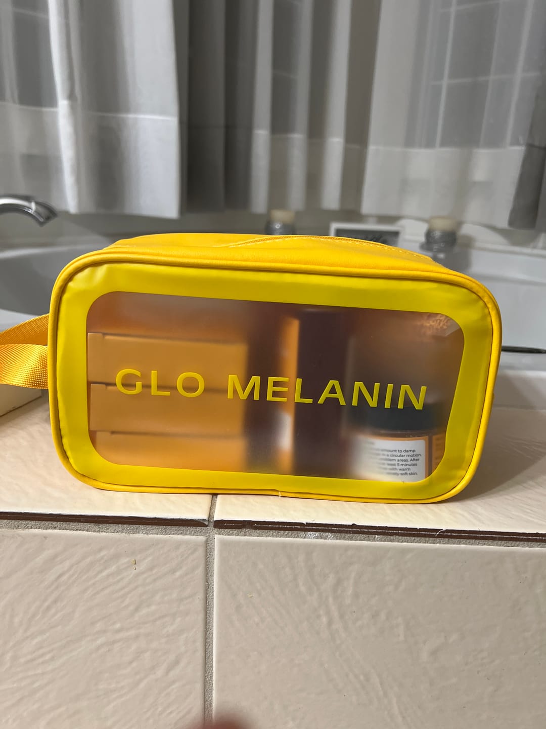 Customer photo review of Glo Melanin Travel Bag