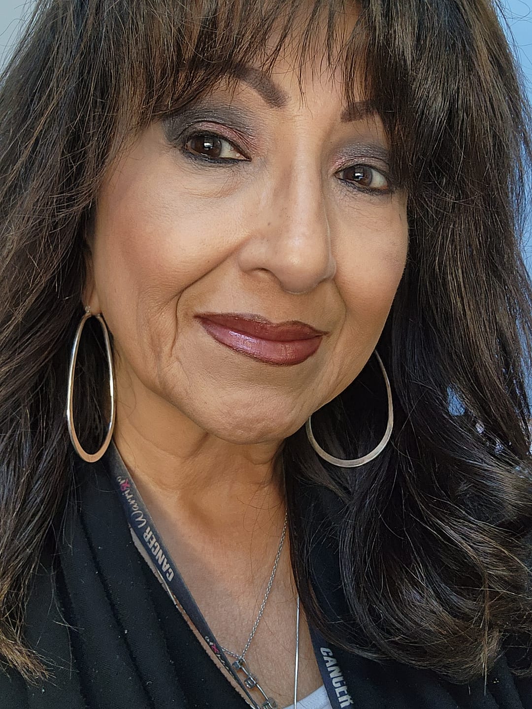 Customer photo review of Viola Oval Hoop Earrings
