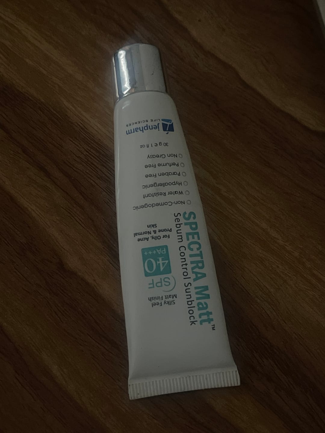 Customer photo review of Spectra Matt SC SPF 40