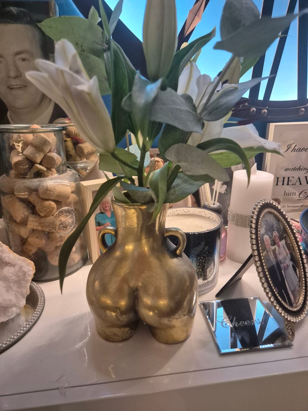 Customer photo review of Beautiful Body Vase - Antiqued Gold Effect