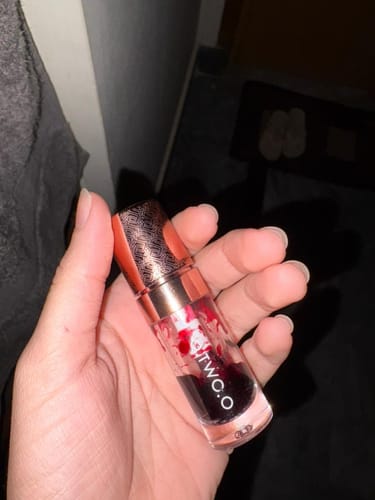 Customer photo review of O.TWO.O HAUTE WATERY LIP AND CHEEK TINT