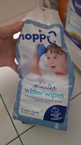 Customer photo review of [CARTON DEAL] Hoppi Glacier Water Wipes (20 Wipes x 30 Packs)
