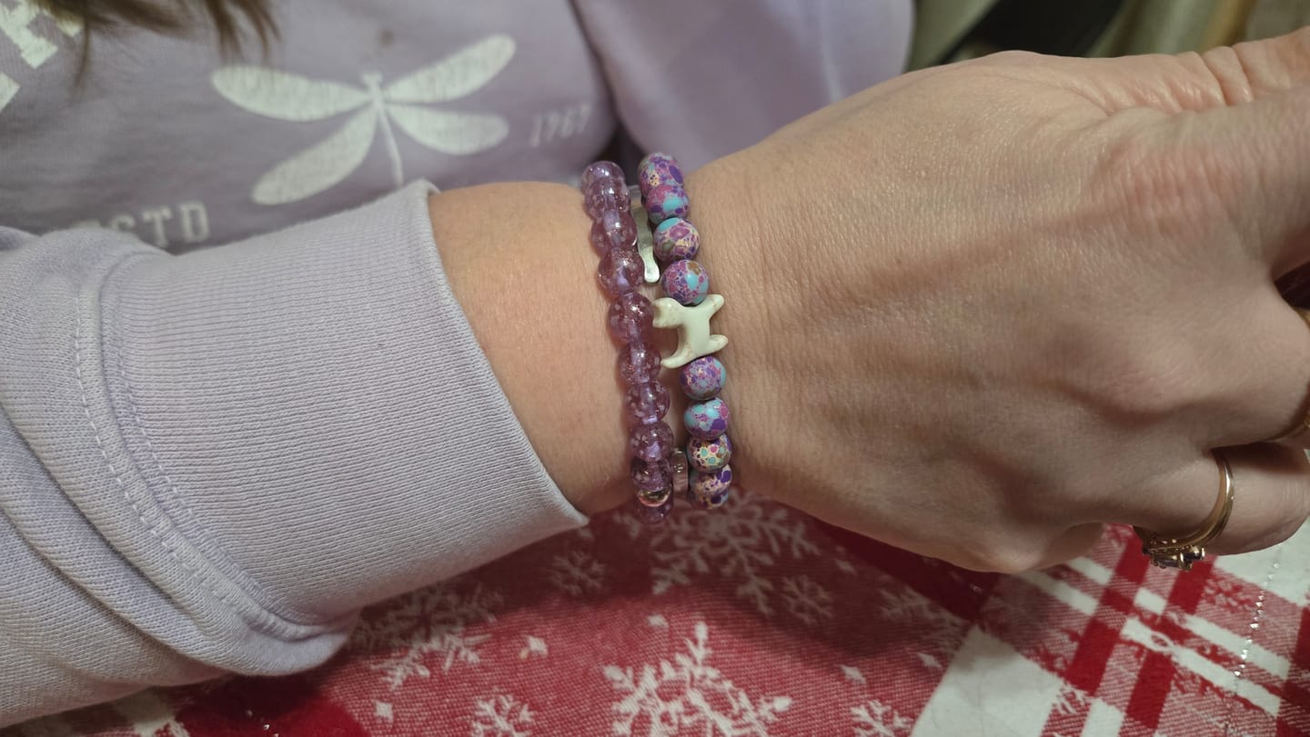 Customer photo review of STRA Cat Purple Imperial Beaded Bracelet