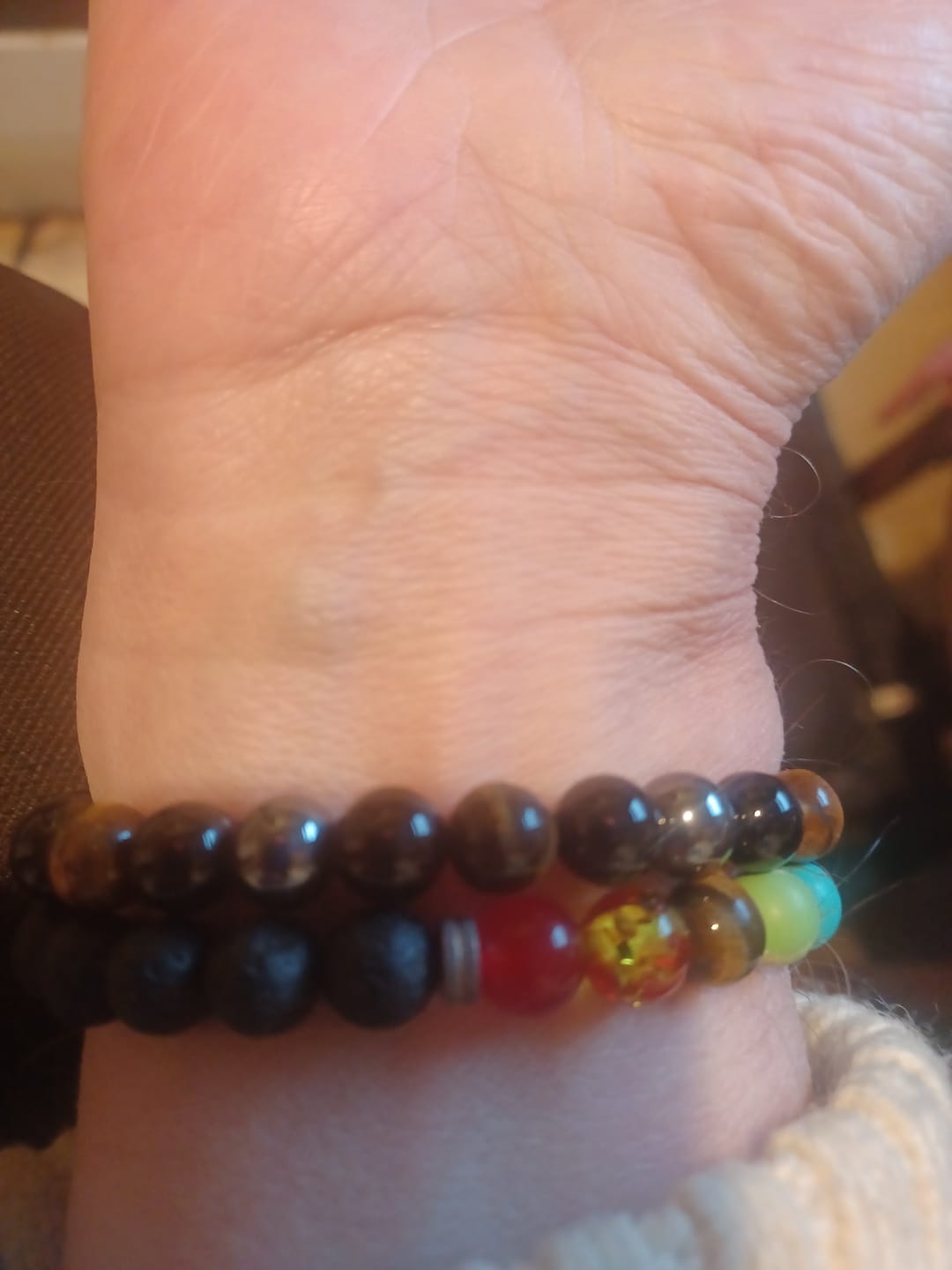 Customer photo review of Schutz Armband: Turmalin, Tigerauge, Hämatit | Dreifach Schutz
