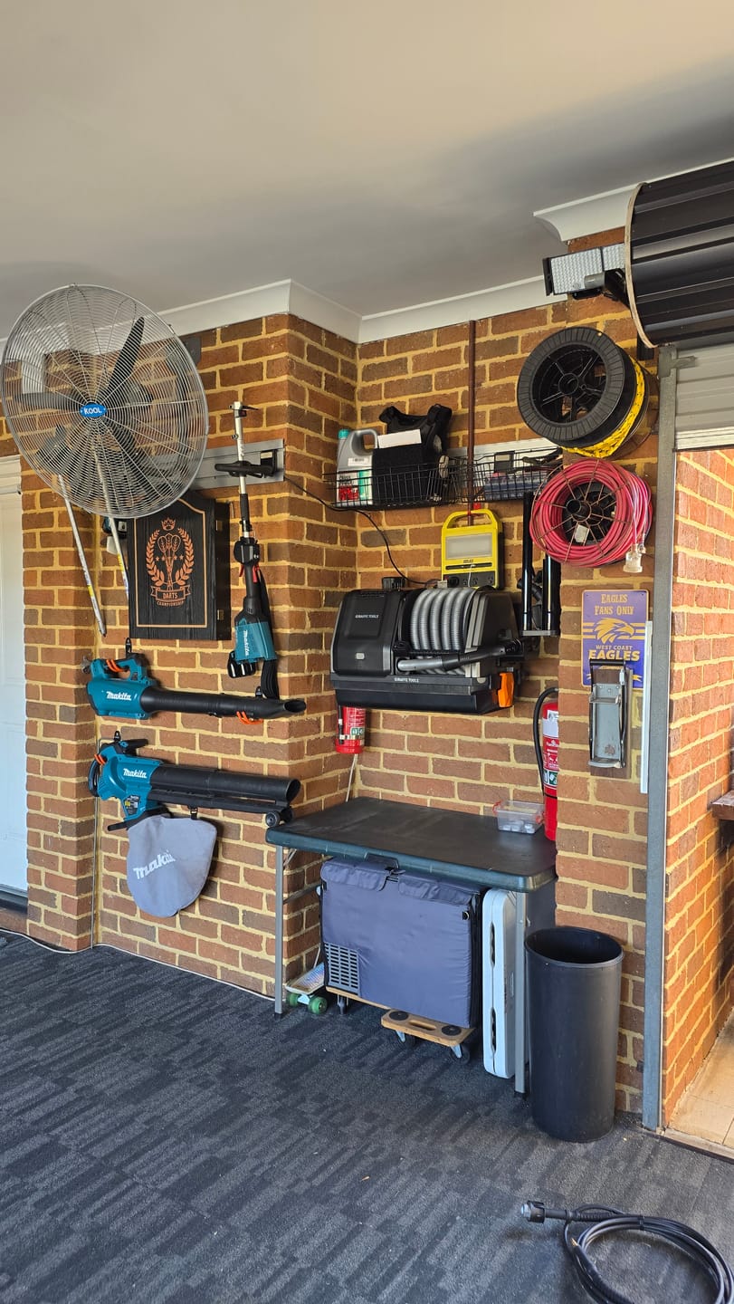 Customer photo review of Grandstorm Retractable Vacuum Cleaner