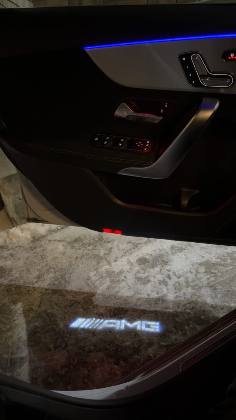 Customer photo review of Mercedes Benz LED Car Door Welcome Logo Shadow Lights