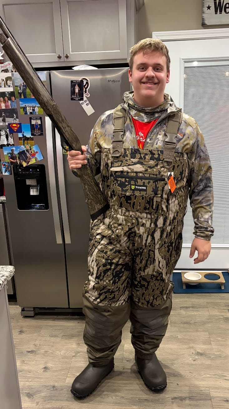 Customer photo review of AquaWade Pro Insulated Waders | 1600 Gram Breathable Waterproof Bootfoot Chest Waders for Duck Hunting | Durable Men’s Nylon Camo Hunting Bibs