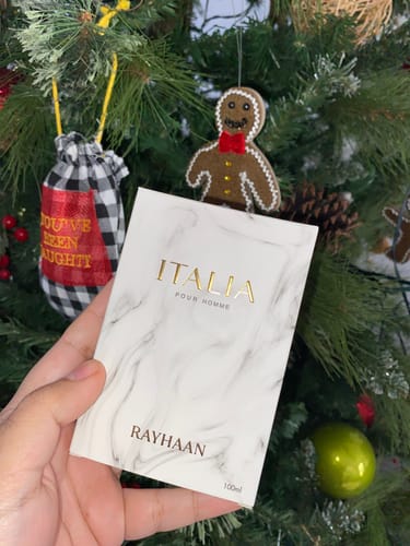 Reseña con foto de un cliente sobre Perfume Rayhaan Italia 100ml EDP