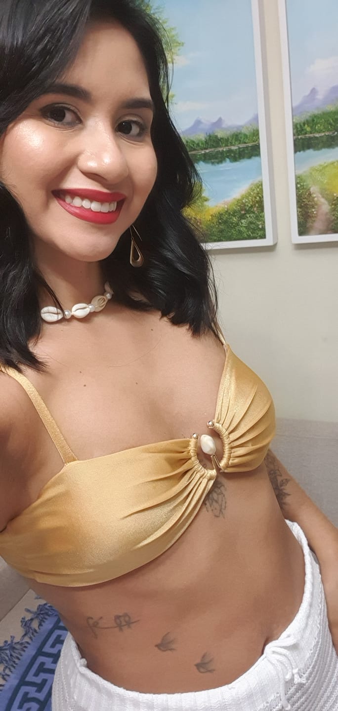 Customer photo review of Base Líquida FIX - Vizzela
