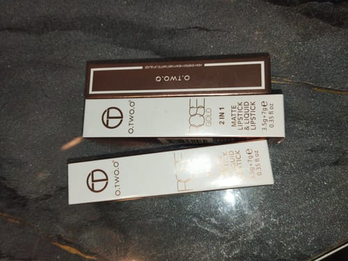 Customer photo review of O.TWO.O ROSE GOLD 2 IN 1 LIPSTICK AND LIPGLOSS