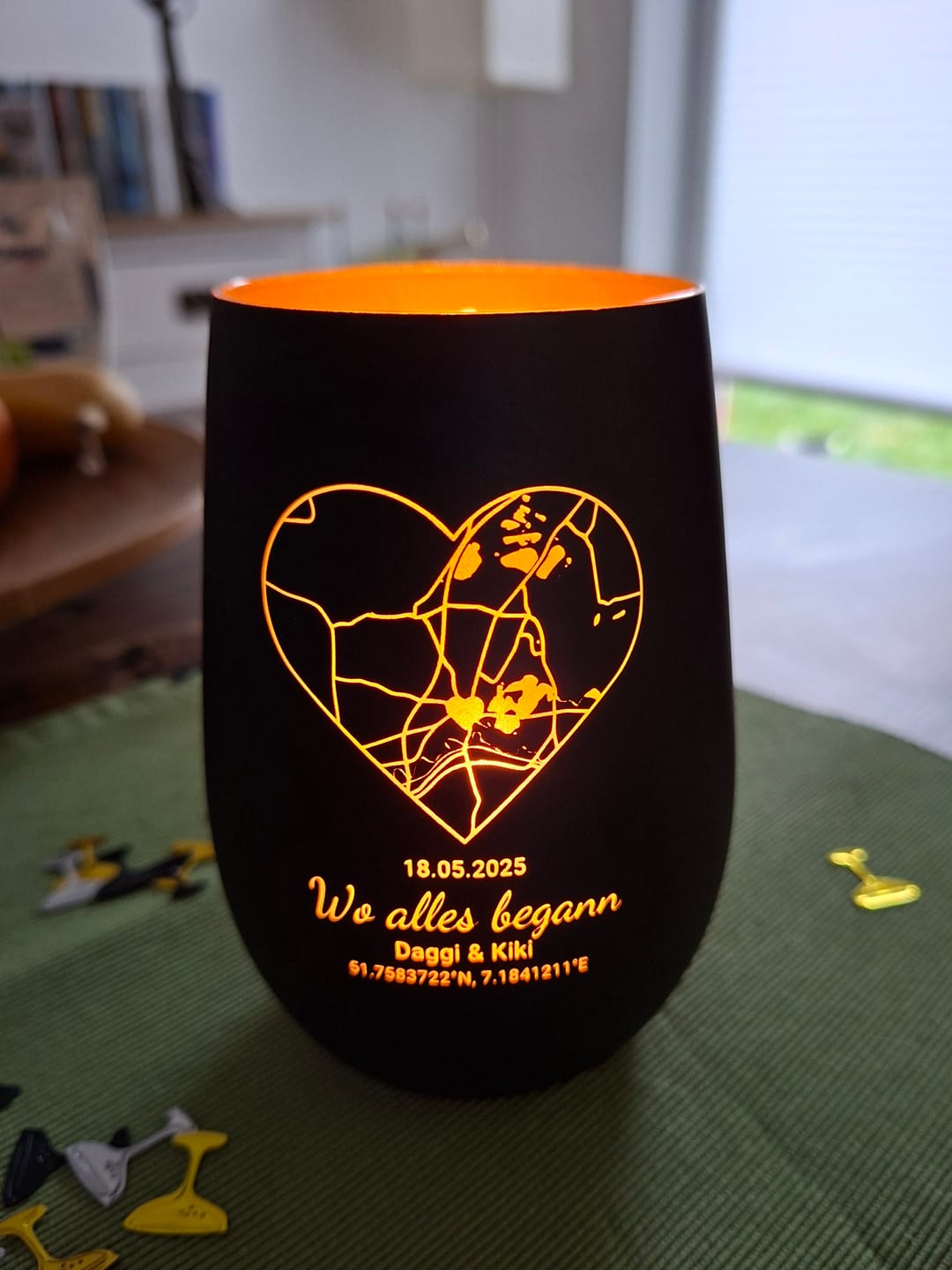 Customer photo review of Wo alles begann - Personalisiertes Windlicht