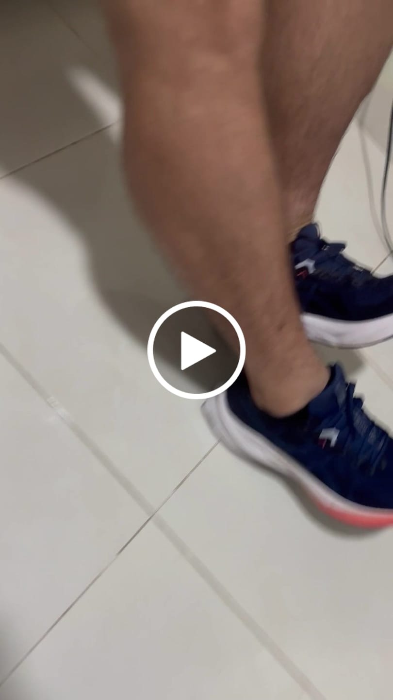 Customer video review of Asics Dynablast 5 Hombre Indigo Blue Black