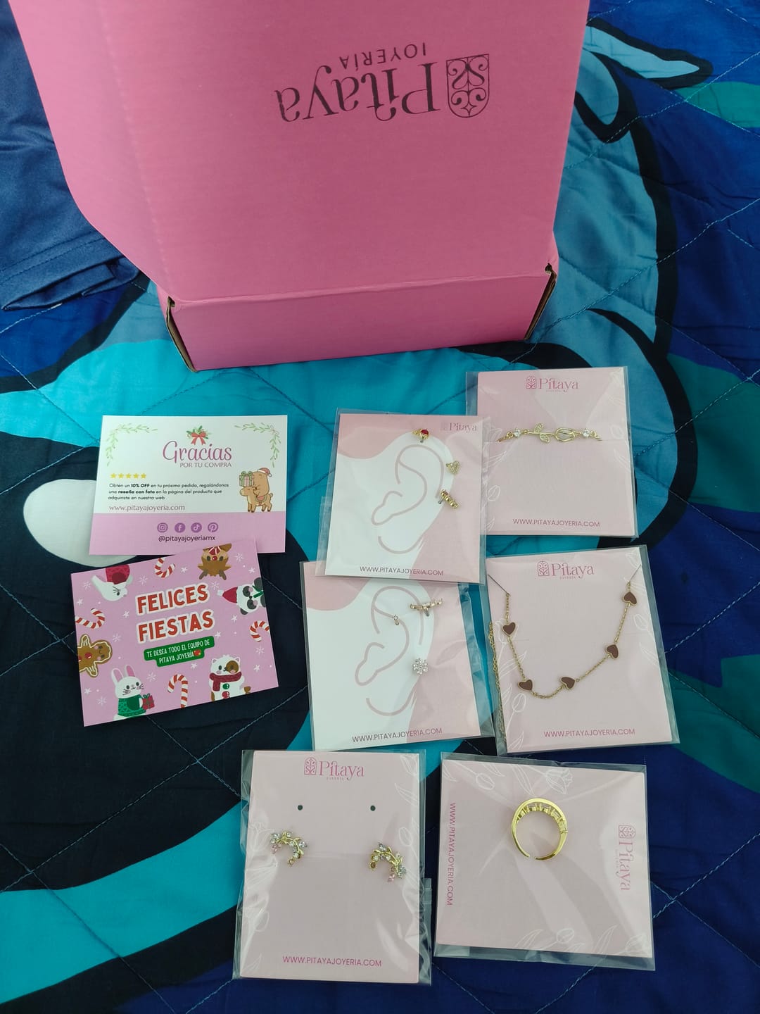 Customer photo review of Pulsera Ajustable Tulipán