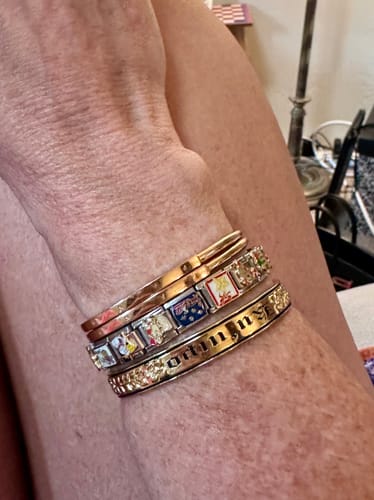 Customer photo review of 8mm Kamea Heirloom Enamel Border Bangle