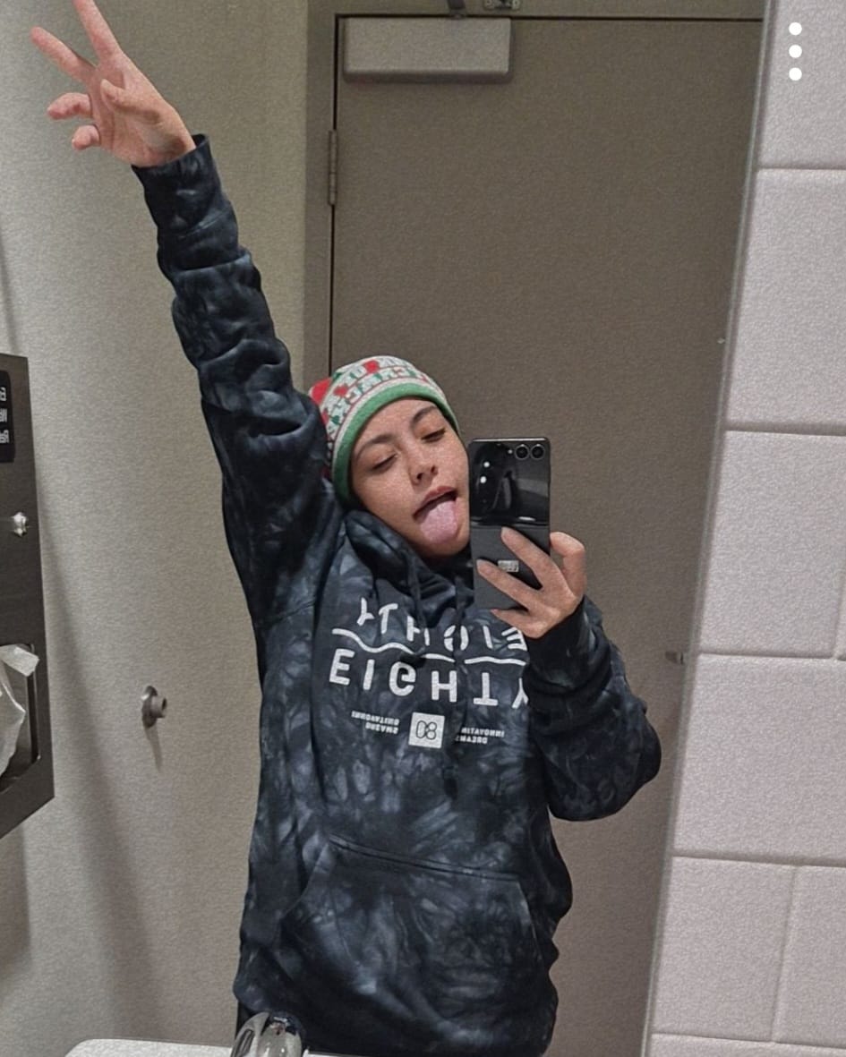 Customer photo review of 80Eighty® TieDye Mirror Hoodie