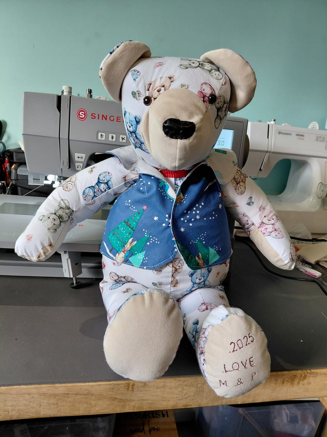 Customer photo review of Singer Heavy Duty HD6805 Sewing Machine - Highest spec heavy duty with auto thread cut, sews letters and numbers, highly recommended - Latest 2026 model year