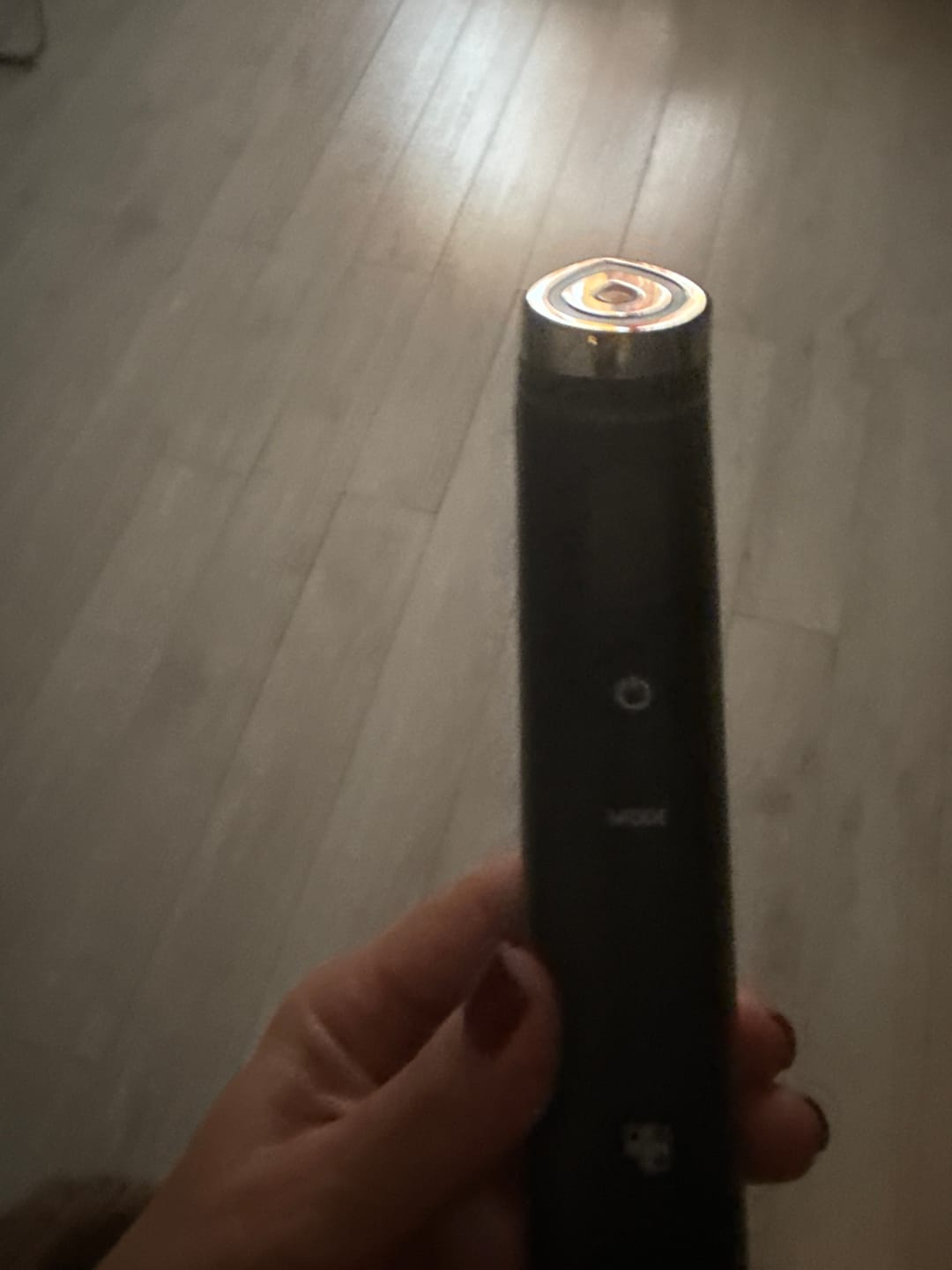 Customer photo review of Mikrostimulācijas ierīce ādas kopšanai Medicube AGE-R Booster Pro