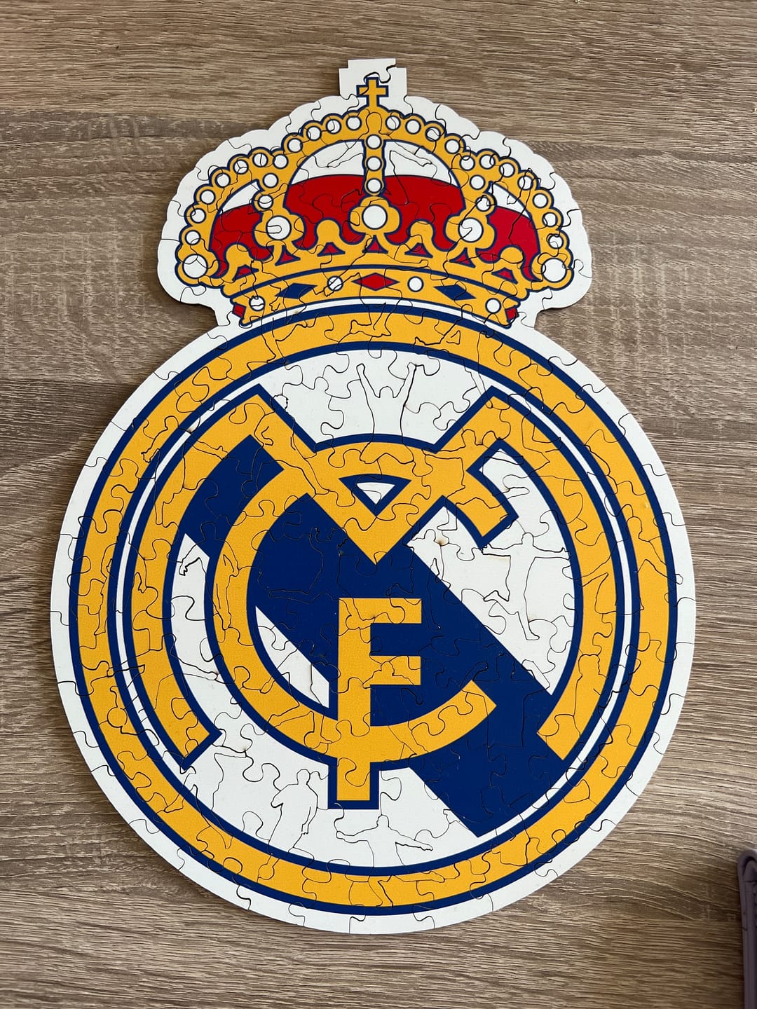 Customer photo review of Real Madrid CF® Logo - Wooden Puzzle