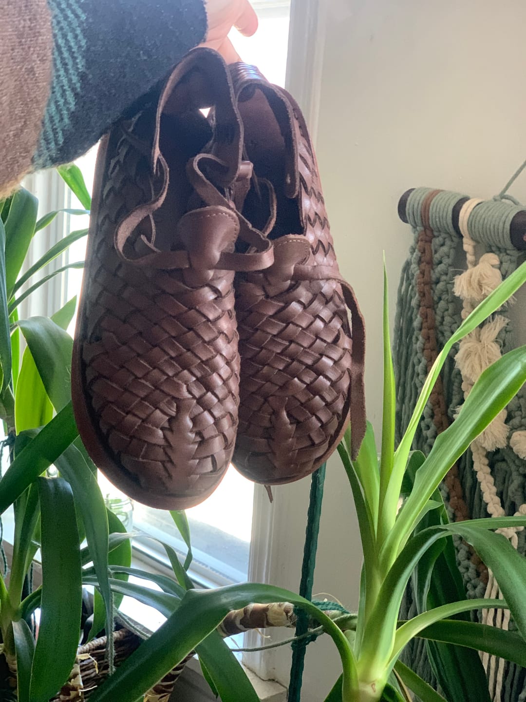 Customer photo review of Tarasco Leather Huarache Sandal - Brown